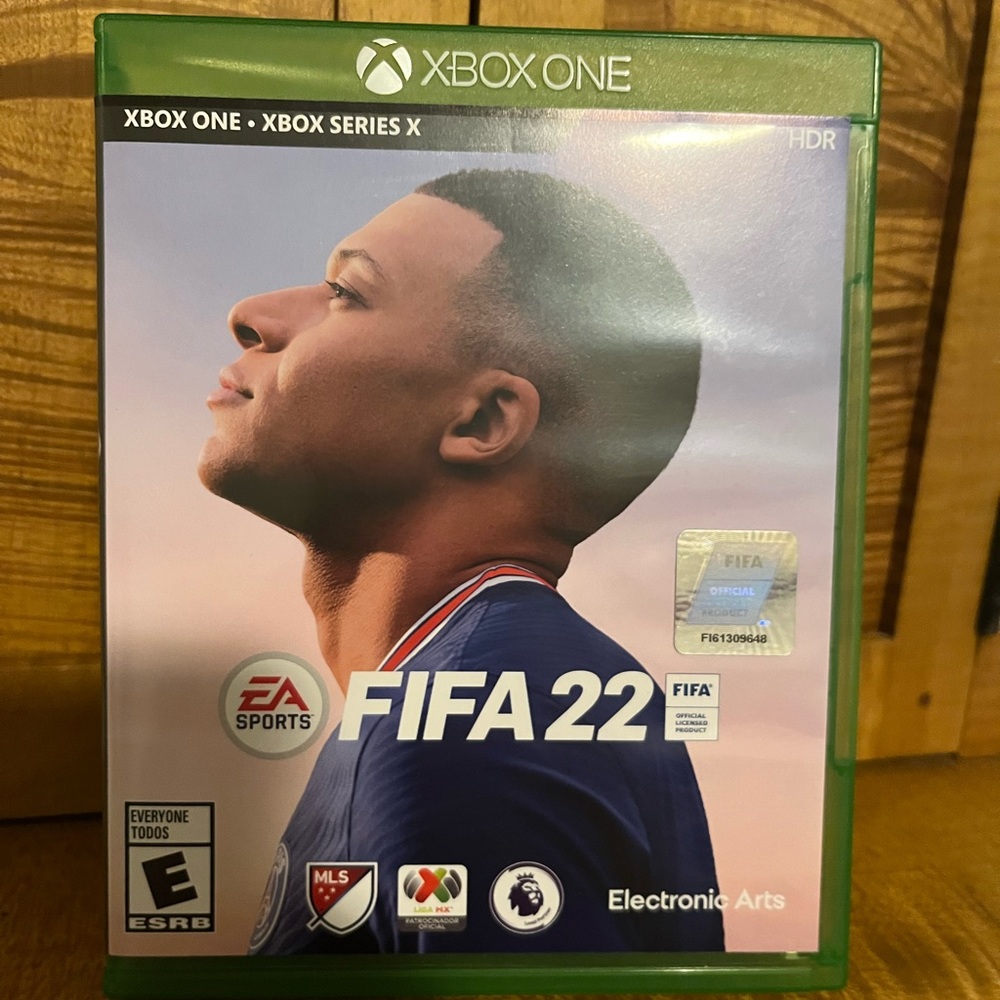 FIFA 22, Xbox One, Soccer Video Game, Used